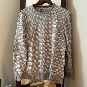 Grey and White Houndstooth Crewneck Sweater